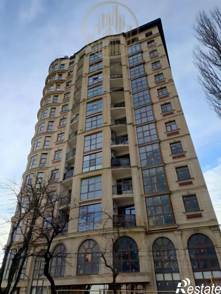 3-комн квартира ул Крайнего, 66,  д. 66