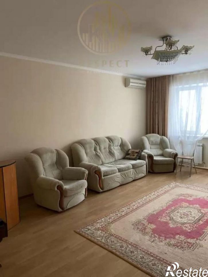 3-комн квартира ул 295 Стрелковой Дивизии, 13 3,  д. 13 3,  к. 3