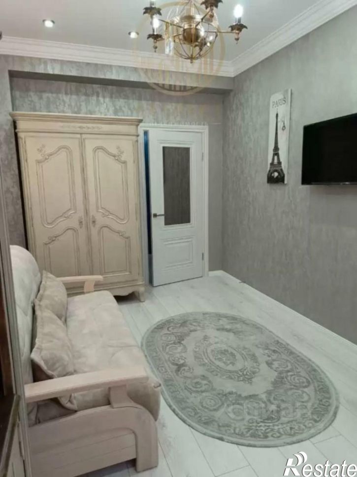 3-комн квартира ул Крайнего, 66,  д. 66