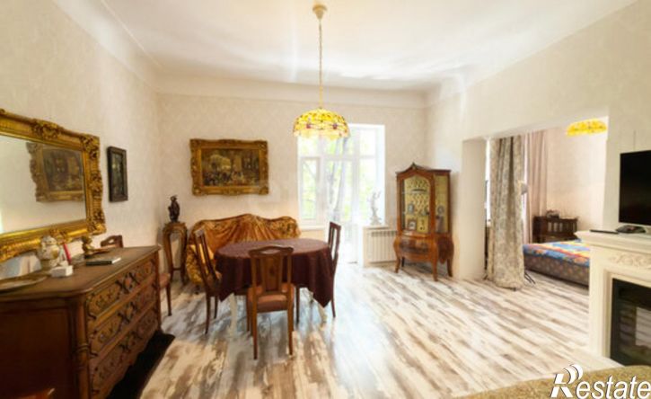 3-комн квартира пр-кт Кирова, 64,  д. 64
