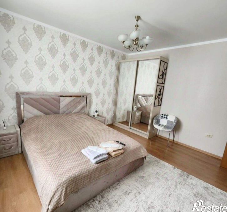 1-комн квартира ул Нежнова, 21 3,  д. 21 3,  к. 3