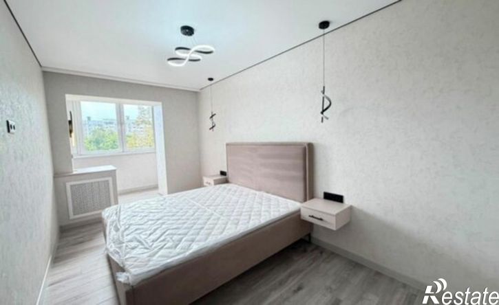 2-комн квартира ул Адмиральского, 8 6,  д. 8 6,  к. 6
