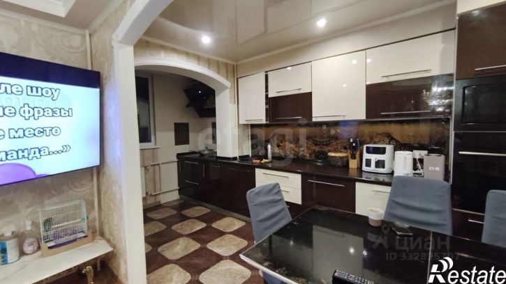 3-комн квартира ул Адмиральского, 35б,  д. 35б
