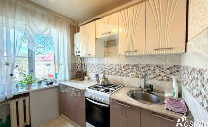 2-комн квартира пр-кт 40 лет Октября, 91а,  д. 91а