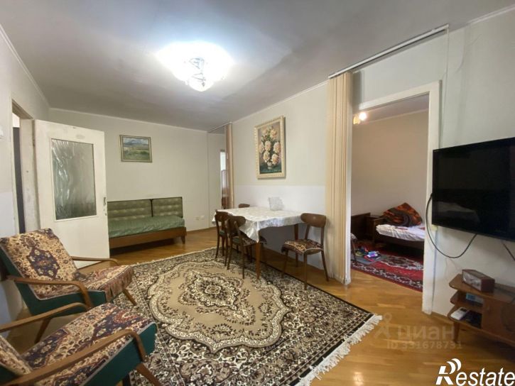 3-комн квартира ул Юлиуса Фучика, 21,  д. 21