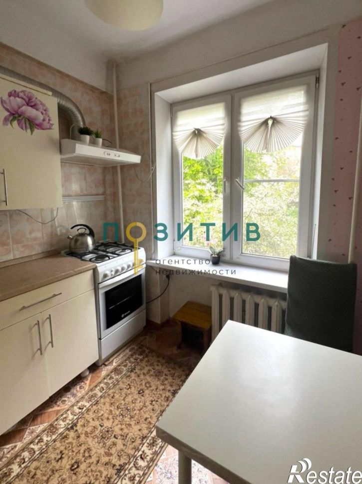 3-комн квартира Аллея Строителей ул, 6к3