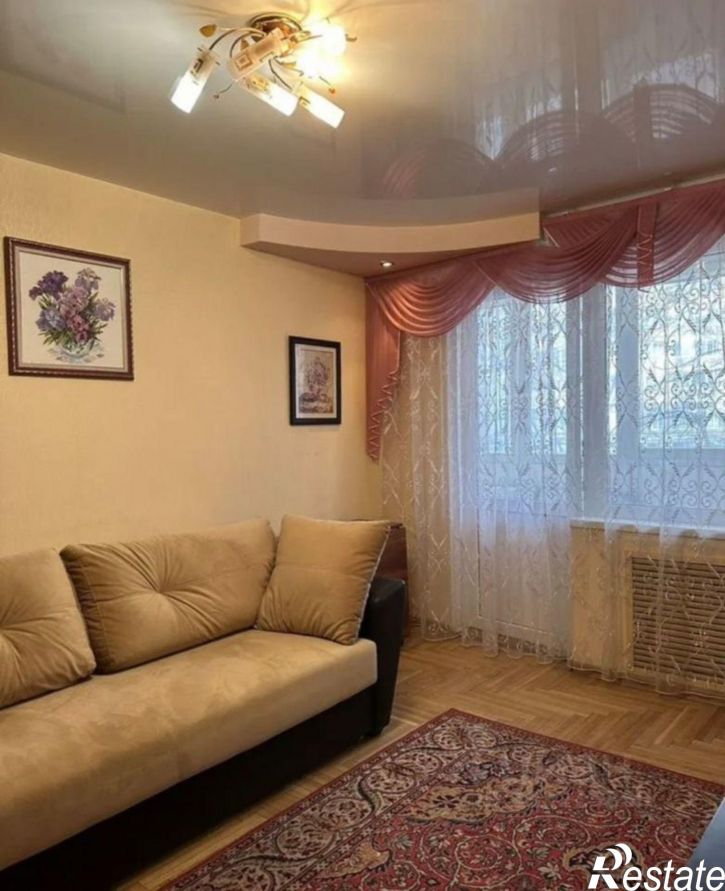 3-комн квартира ул 295 Стрелковой Дивизии, 12,  д. 12