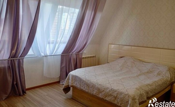 4-комн квартира ул 295 Стрелковой Дивизии, 13 1,  д. 13 1,  к. 1