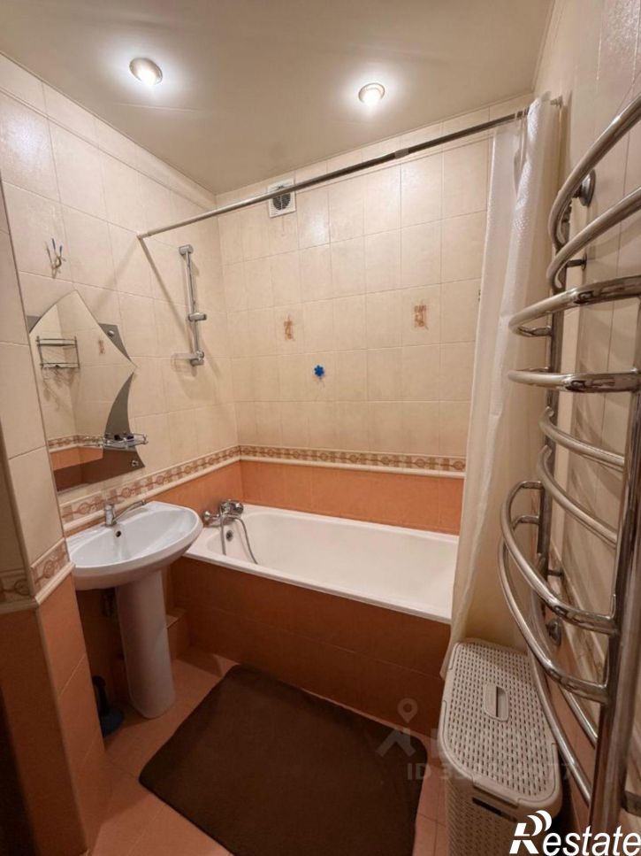 2-комн квартира ул Адмиральского, 6а,  д. 6а
