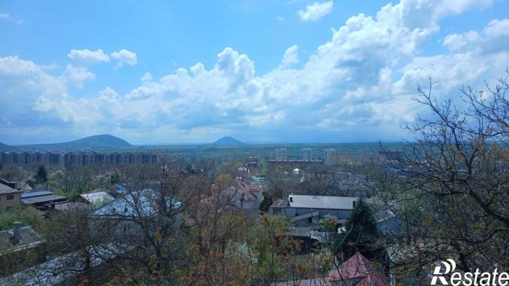 4-комн квартира ул Ипподромная, 1,  д. 1