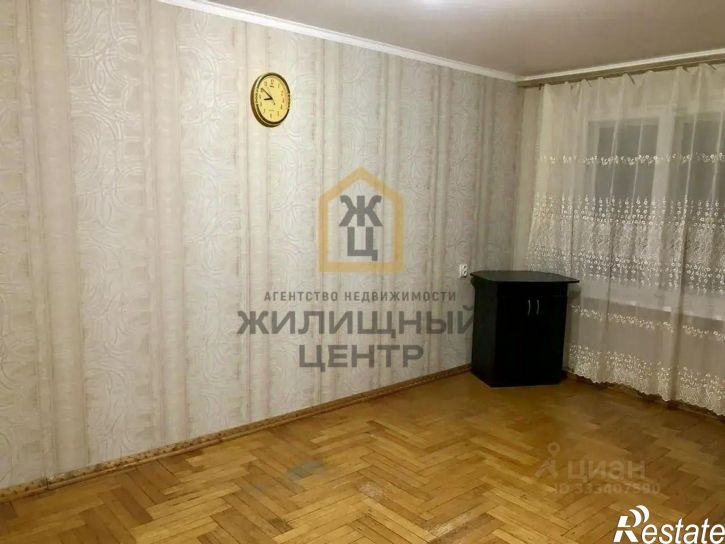 1-комн квартира пр-кт 40 лет Октября, 19,  д. 19
