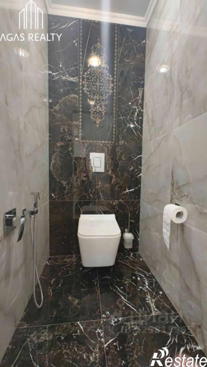 2-комн квартира ул Адмиральского, 1а,  д. 1а