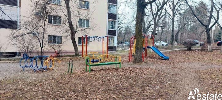 2-комн квартира ул Орджоникидзе, 8,  д. 8