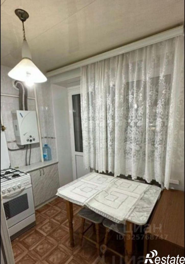 1-комн квартира улица Юлиуса Фучика, 8 к1,  д. 8 к1