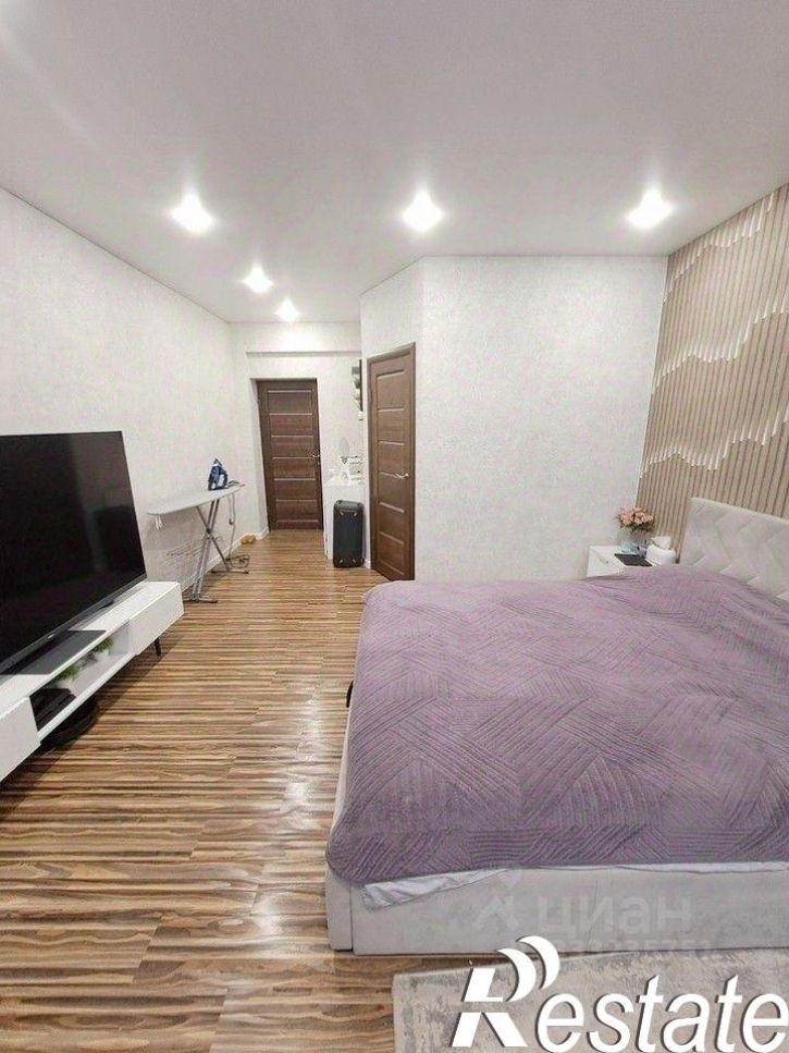 2-комн квартира улица Людкевича, 9 к3,  д. 9 к3
