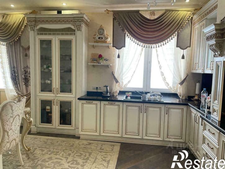 6-комн квартира улица Малыгина, 23,  д. 23