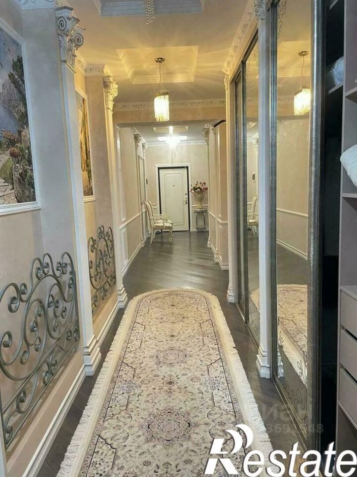 6-комн квартира улица Малыгина, 23,  д. 23