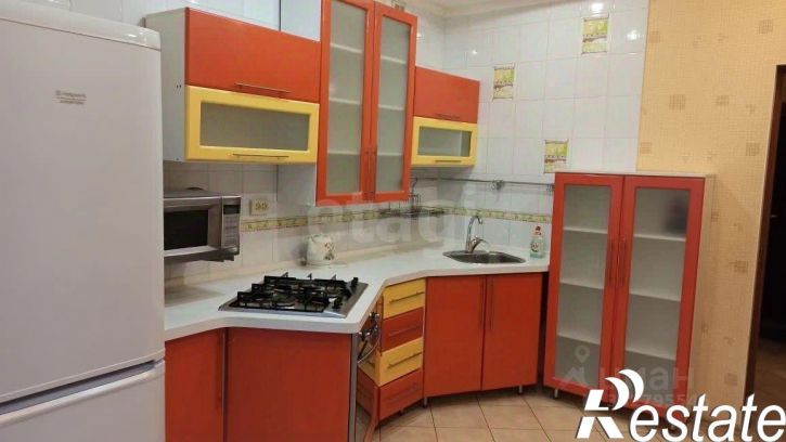 3-комн квартира улица 295-й Стрелковой Дивизии, 12,  д. 12