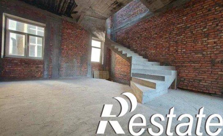 8-комн квартира проспект Кирова, 86,  д. 86