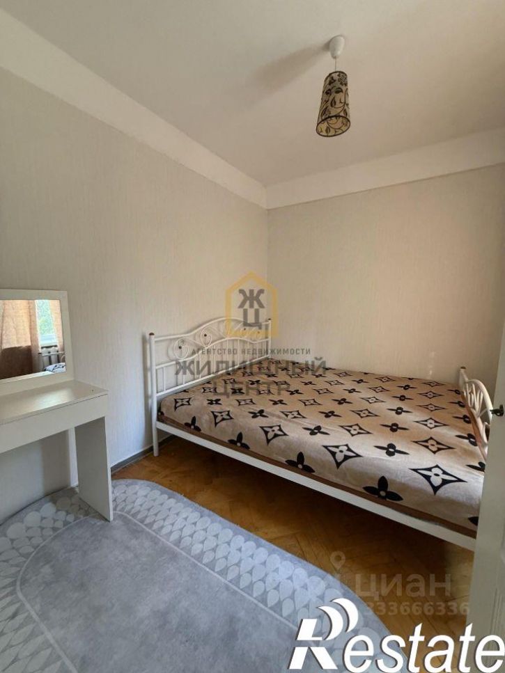 4-комн квартира Московская улица, 92 к1,  д. 92 к1