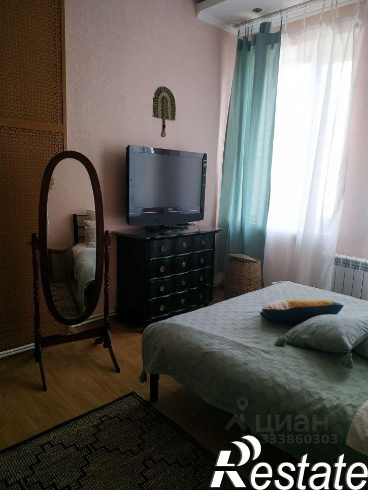 2-комн квартира проспект Кирова, 39,  д. 39