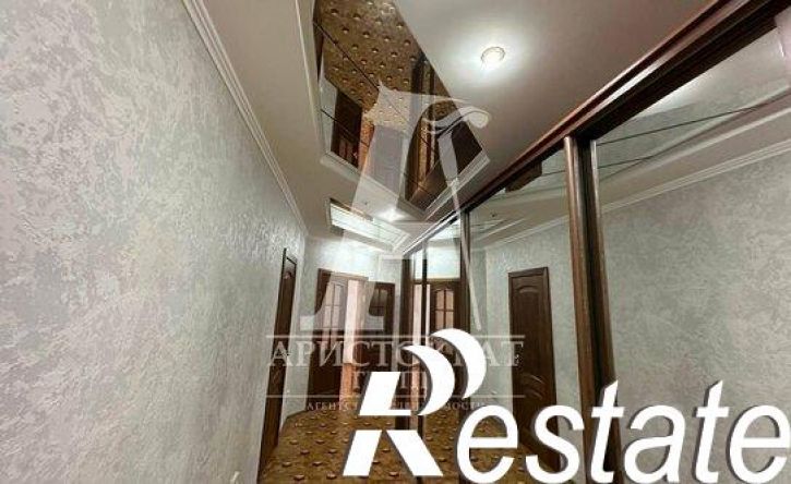 3-комн квартира улица Адмиральского, 6А,  д. 6А