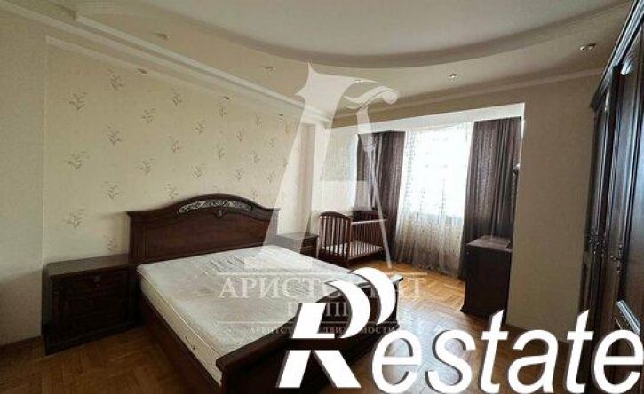 3-комн квартира улица Адмиральского, 6А,  д. 6А