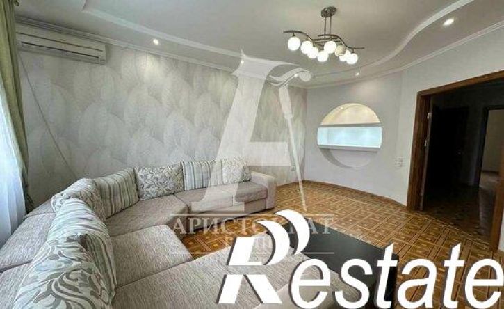 3-комн квартира улица Адмиральского, 6А,  д. 6А