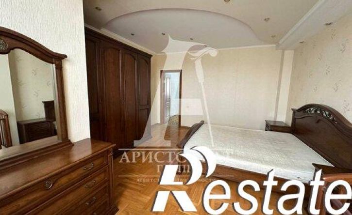 3-комн квартира улица Адмиральского, 6А,  д. 6А