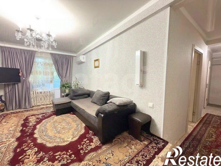 3-комн квартира улица Юлиуса Фучика, 15,  д. 15