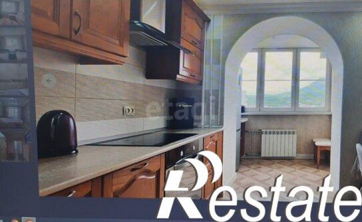 3-комн квартира улица Адмиральского, 8/5,  д. 8/5