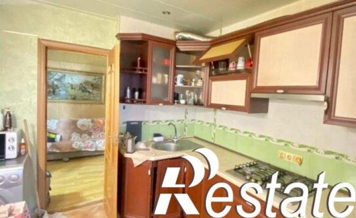 3-комн квартира улица Матвеева, 1,  д. 1