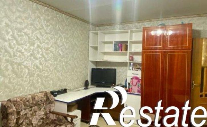 3-комн квартира улица Матвеева, 1,  д. 1