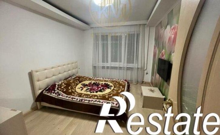 2-комн квартира улица Адмиральского, 8/2,  д. 8/2