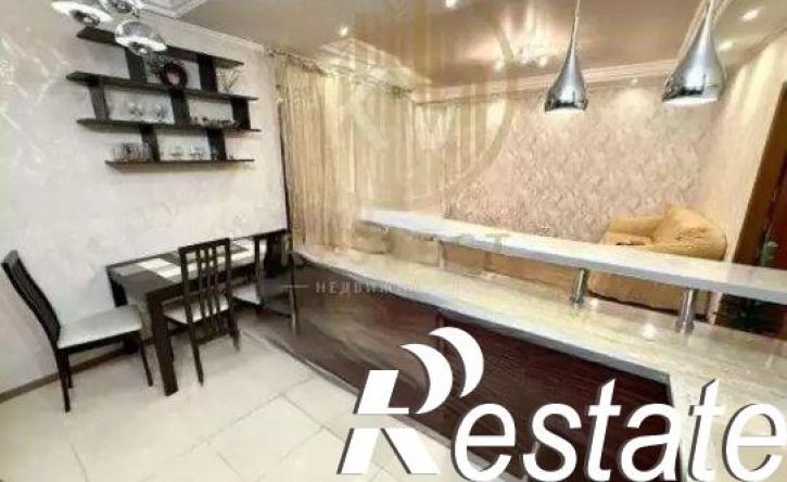 2-комн квартира улица Нежнова, 21 к1,  д. 21 к1