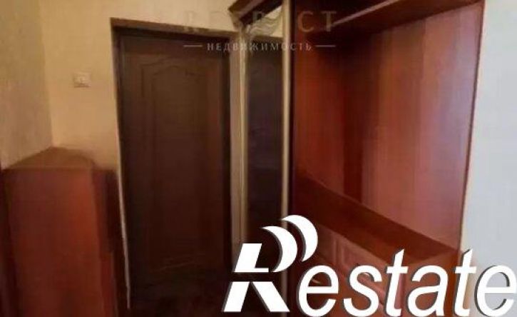 2-комн квартира улица Нежнова, 21 к1,  д. 21 к1