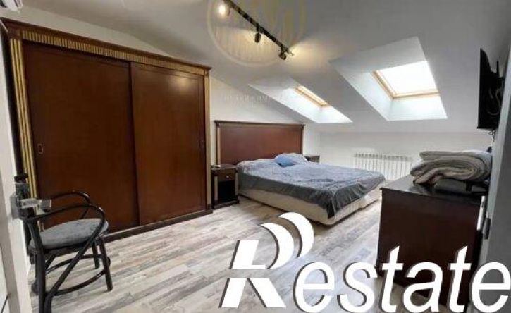 4-комн квартира улица Бунимовича, 19,  д. 19