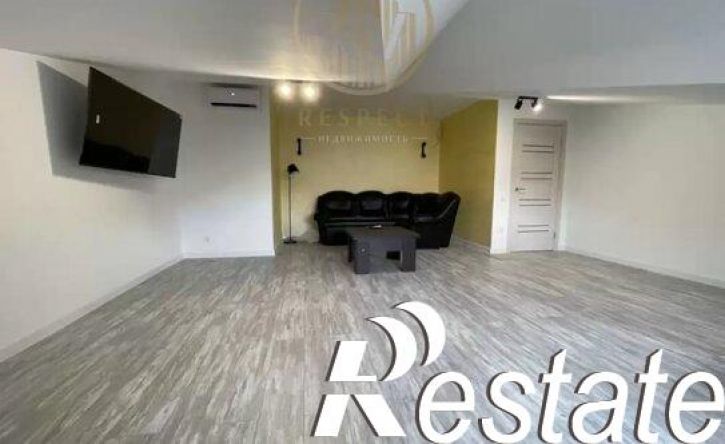 4-комн квартира улица Бунимовича, 19,  д. 19