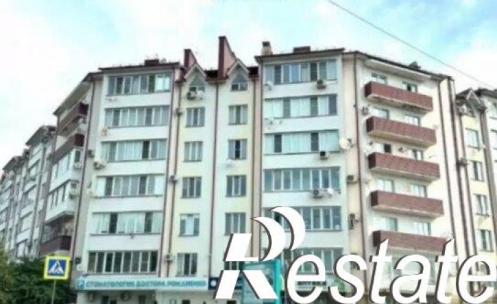 3-комн квартира улица Розы Люксембург, 42,  д. 42