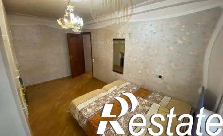 4-комн квартира Украинская улица, 44,  д. 44