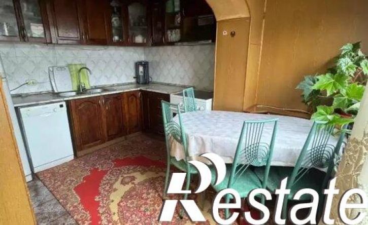 4-комн квартира Украинская улица, 44,  д. 44