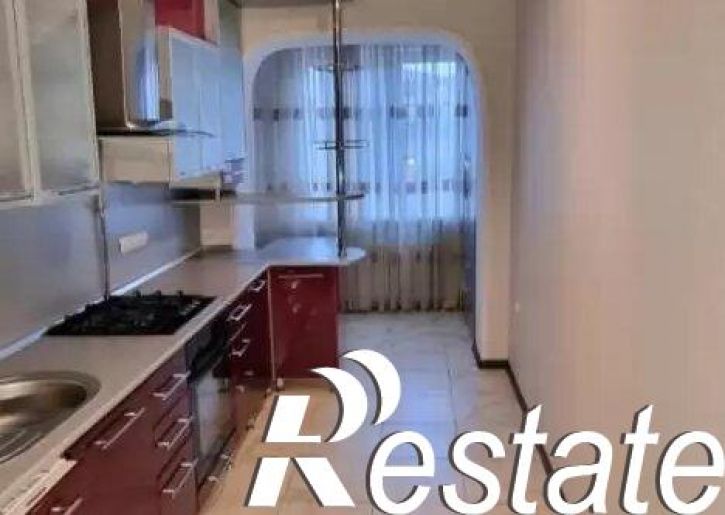 3-комн квартира улица Дунаевского, 20Б,  д. 20Б