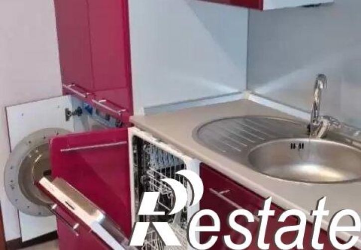 3-комн квартира улица Дунаевского, 20Б,  д. 20Б