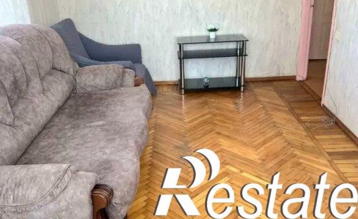 2-комн квартира улица Крайнего, 90,  д. 90