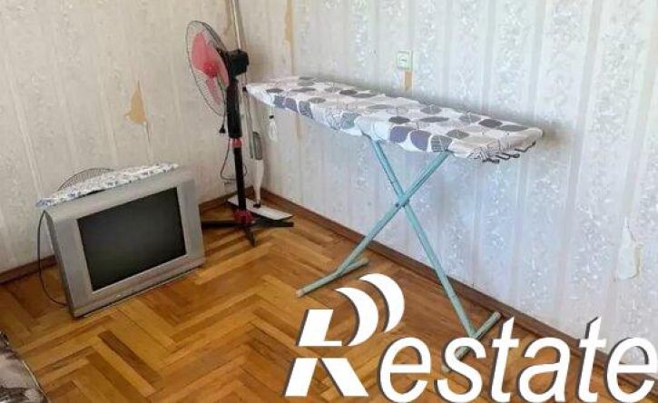 2-комн квартира улица Крайнего, 90,  д. 90