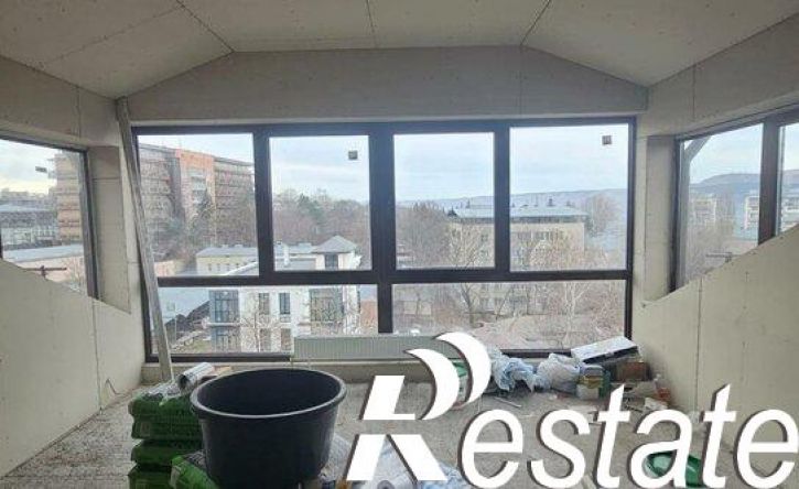 3-комн квартира улица Дзержинского, 30,  д. 30