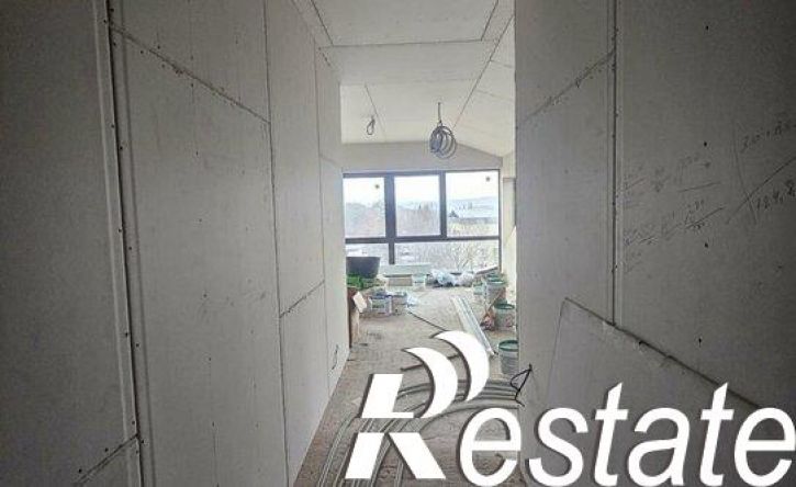 3-комн квартира улица Дзержинского, 30,  д. 30