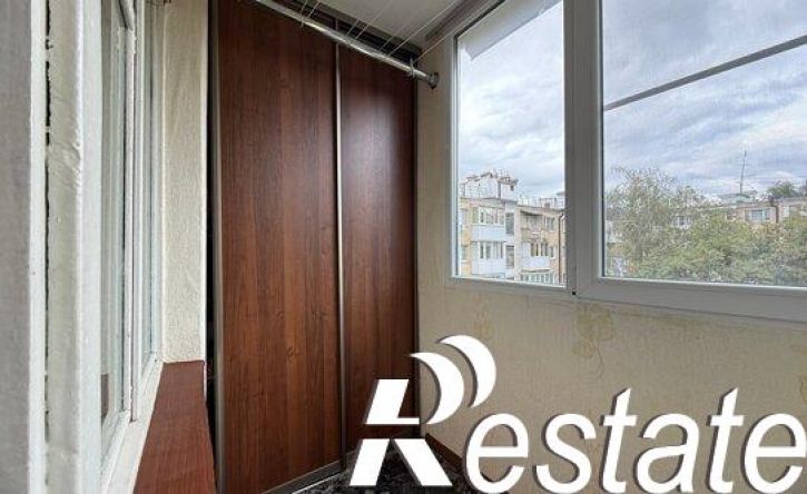 2-комн квартира проспект 40 лет Октября, 21,  д. 21