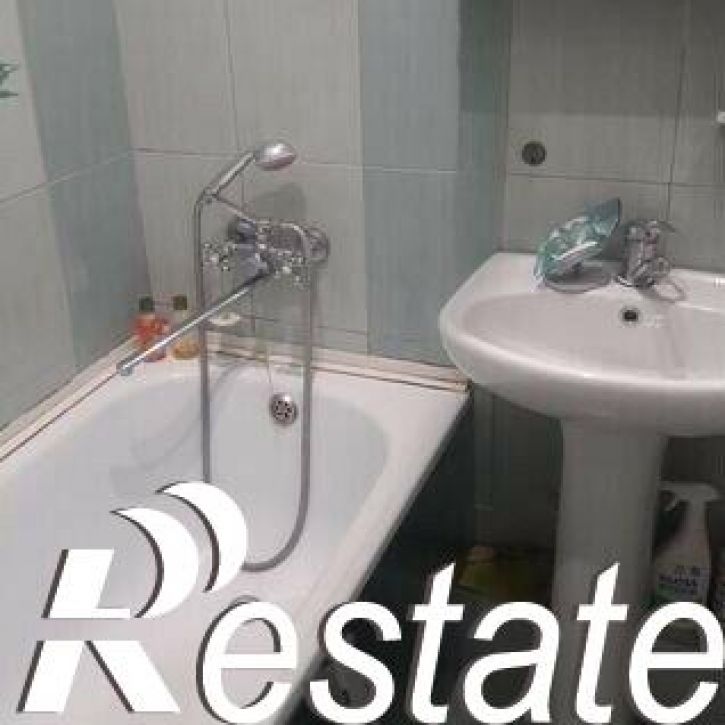 3-комн квартира улица Юлиуса Фучика, 8 к3,  д. 8 к3