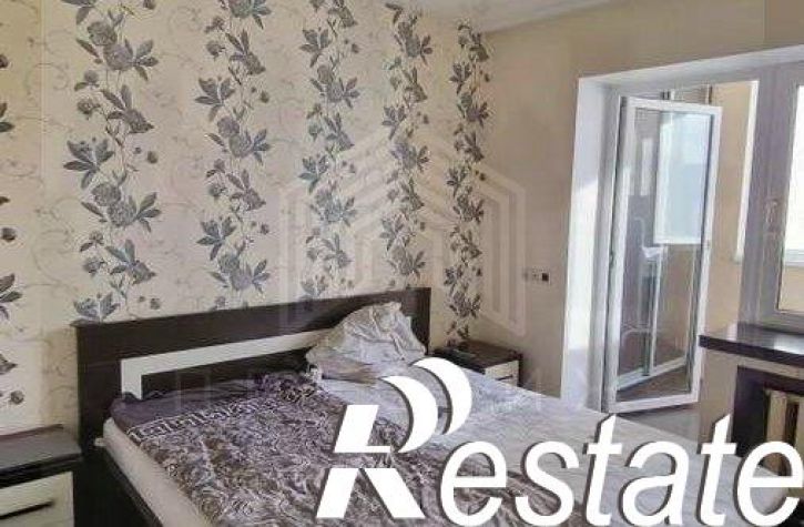 3-комн квартира улица Нежнова, 67,  д. 67